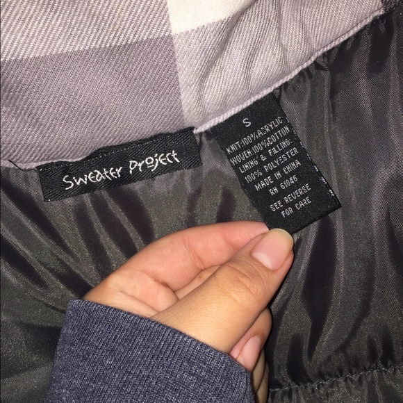 Vest - Picture 4 of 4